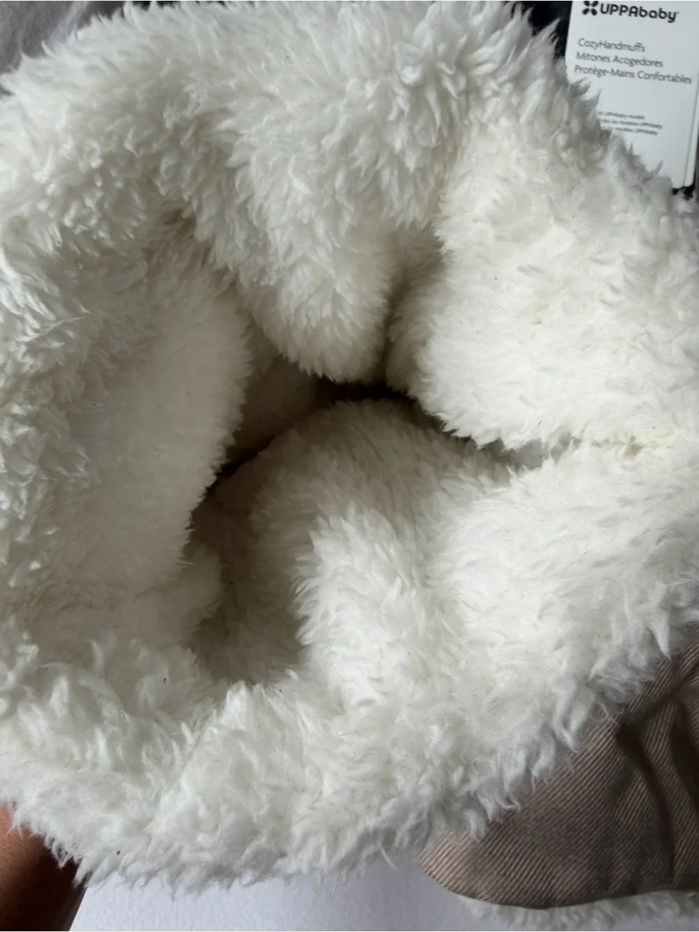 UPPAbaby Cozy Handmuffs Mittens in Beige